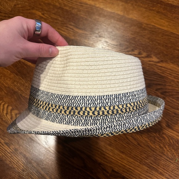 Emanuel Geraldo hat - Picture 3 of 4